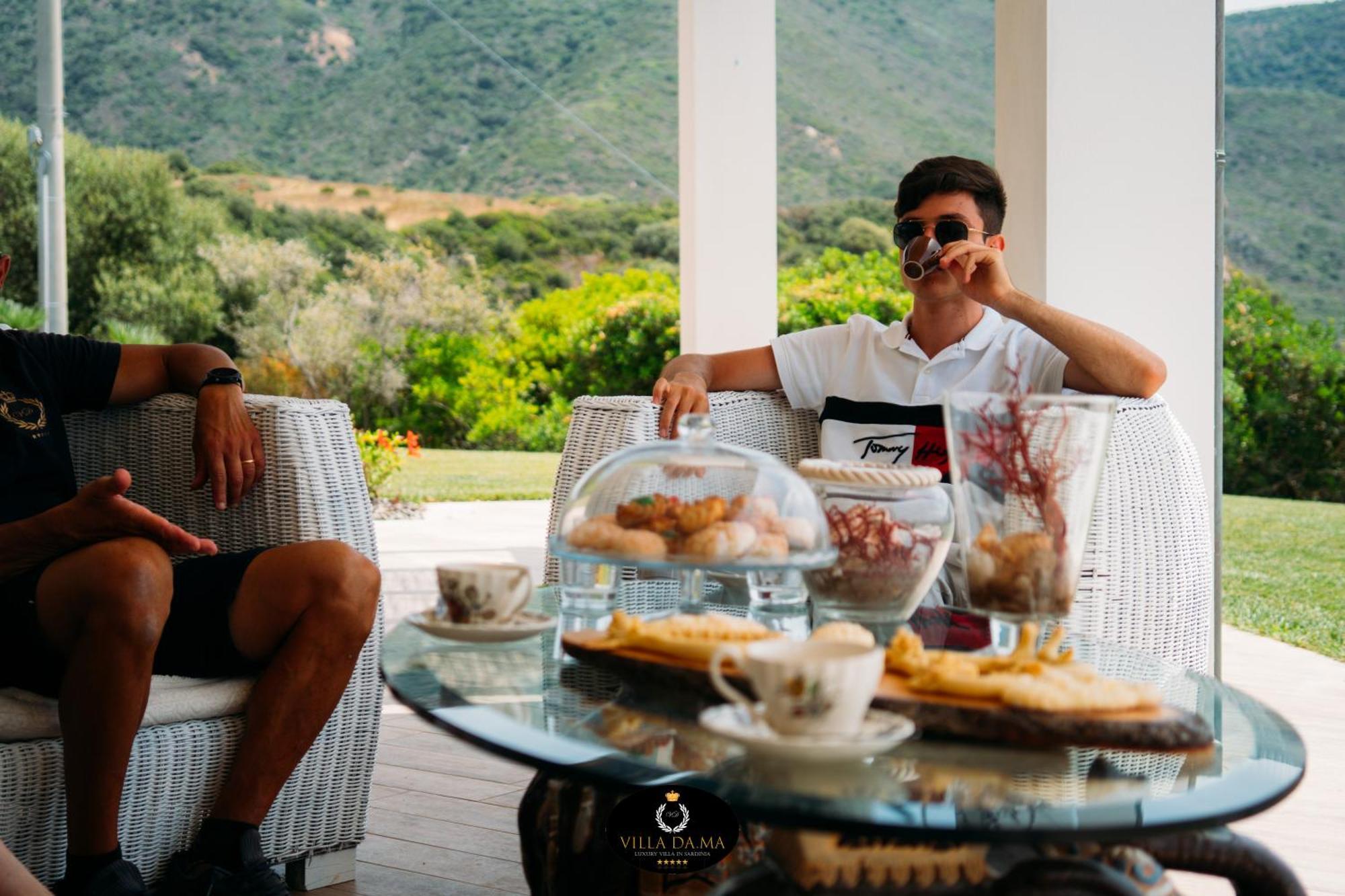 Villa Dama Luxury Алгеро Екстериор снимка
