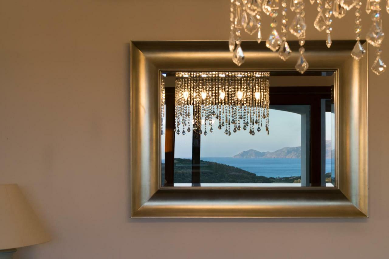 Villa Dama Luxury Алгеро Екстериор снимка
